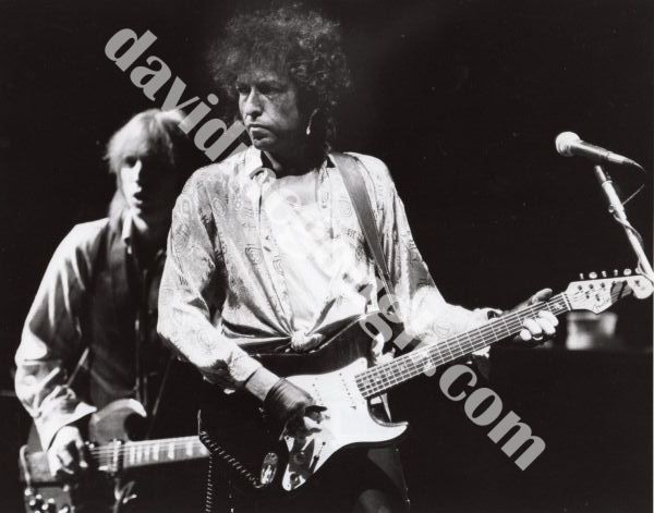 Bob Dylan and Tom Petty 1986..NY.jpg